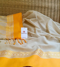 Load image into Gallery viewer, Beige N Golden Yellow Nakshi Border Handloom Cotton Saree-Detail