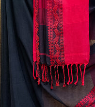 Load image into Gallery viewer, Black N Crimson Red Nakshi Border Handloom Cotton Saree-Tassel