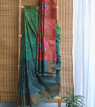 Load image into Gallery viewer, Green Ombre Hand Batik Kalamkari Zari Check Tussar Silk Saree-Body