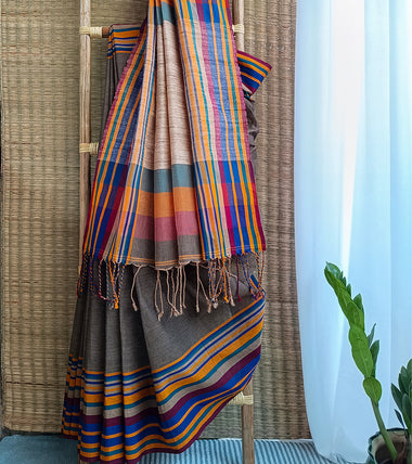 Load image into Gallery viewer, Grey Multicolour Border N Jute Ghicha Pallu Handloom Cotton Saree-Body N Pallu