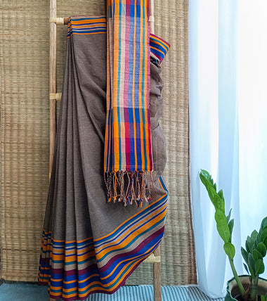 Grey Multicolour Border N Jute Ghicha Pallu Handloom Cotton Saree-Body