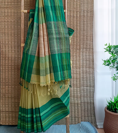 Load image into Gallery viewer, Limade Green Multi Green Border N Jute Ghicha Pallu Handloom Cotton Saree-Body N Pallu