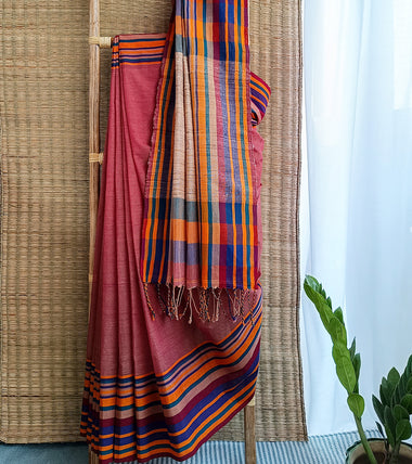 Maroon Multicolour Border N Jute Ghicha Pallu Handloom Cotton Saree-Body