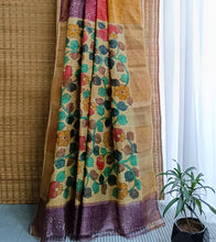 Load image into Gallery viewer, Mustard Ombre Hand Batik Kalamkari Zari Check Tussar Silk Saree-Pallu