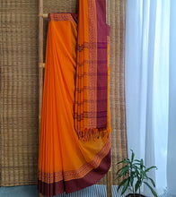 Load image into Gallery viewer, Copy of Black Linen Zari Saree