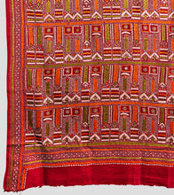 Load image into Gallery viewer, Red Multicolour Bangalore Silk Kantha Saree-Pallu Detail