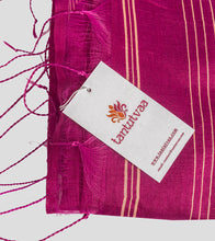 Load image into Gallery viewer, Magenta Bengal Silk Cotton Jamdani Saree-Tassel